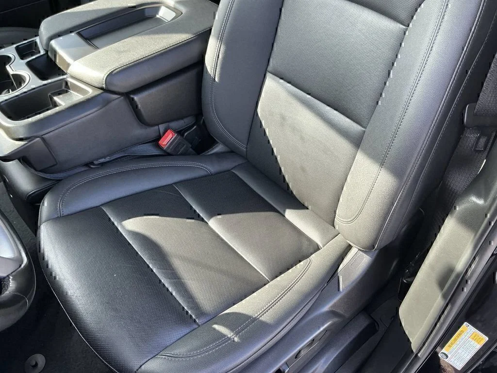 Used 2025 Onyx Black GMC SLT image 12