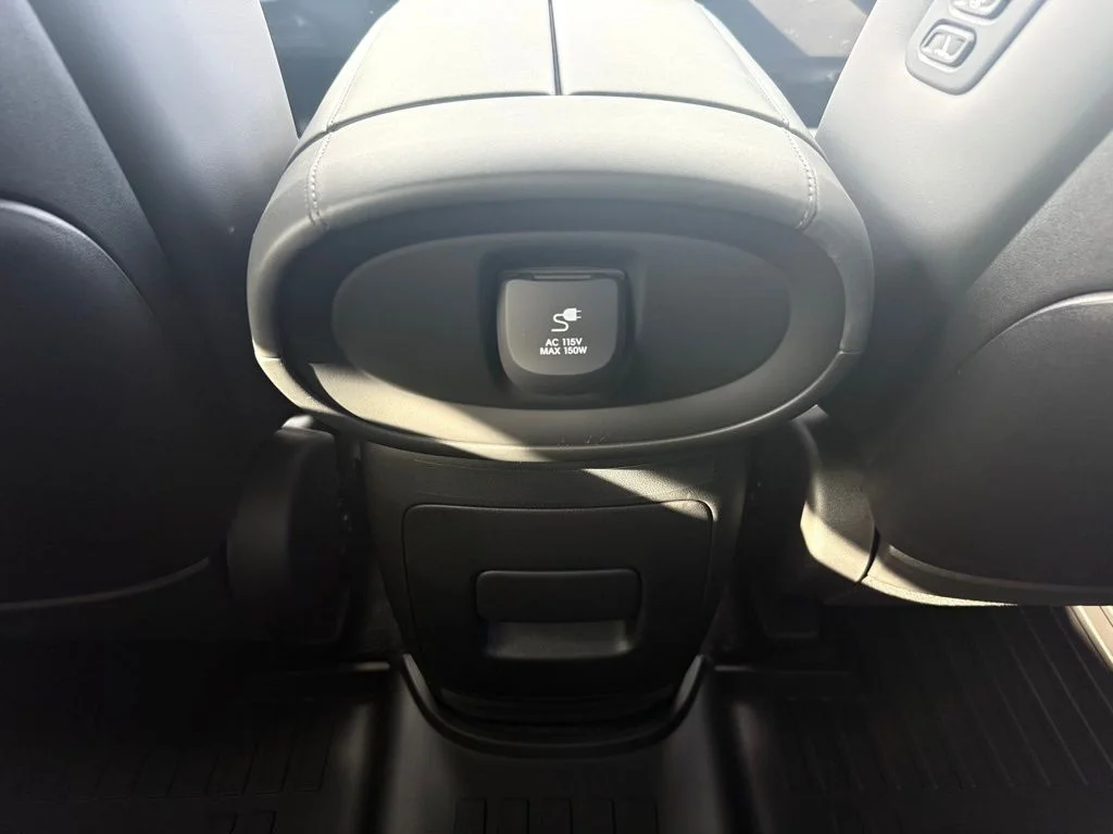 New 2026 Creamy White Pearl Hyundai Calligraphy image 13