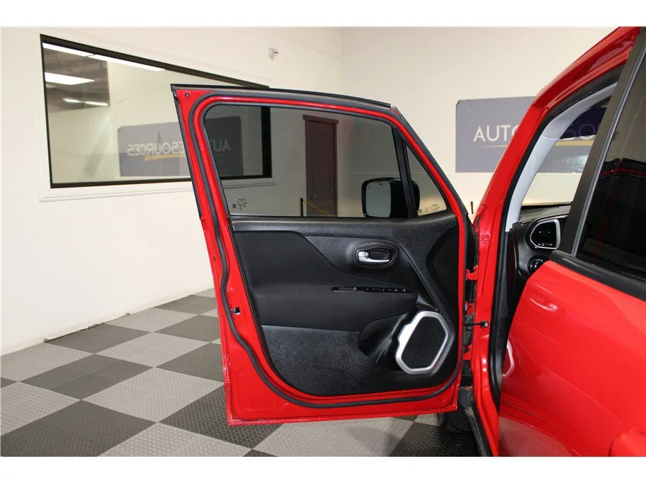 Used 2021 Colorado Red Clearcoat Jeep Jeepster image 11