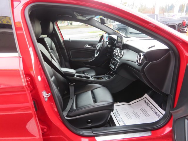 Used 2020 Jupiter Red Mercedes-Benz GLA 250 image 14
