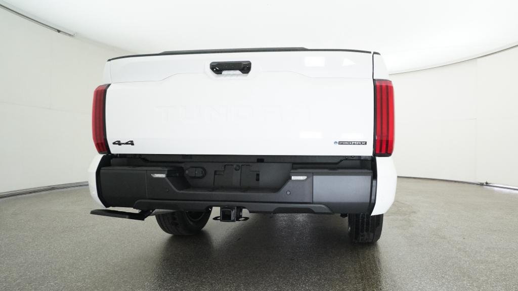 2026 Toyota Tundra Limited - Photo 8