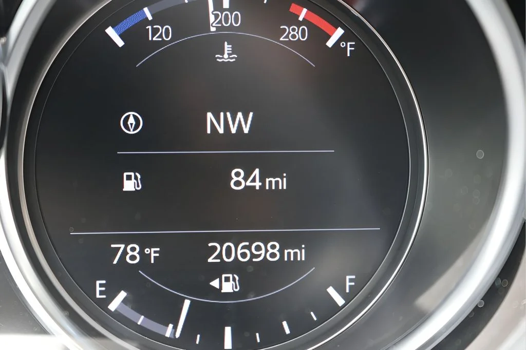 Used 2023 White Mazda Touring image 28