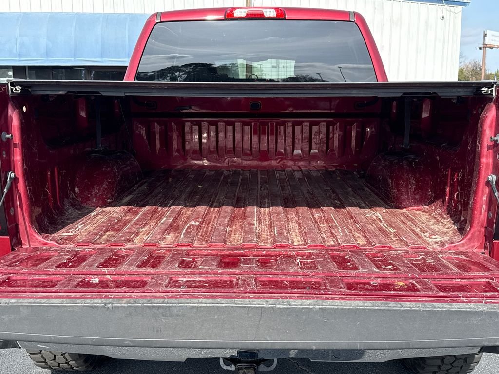 Used 2018 Red Chevrolet LT image 18