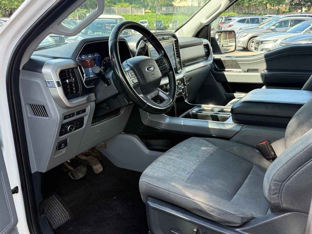 Used 2022 White Ford XLT image 19