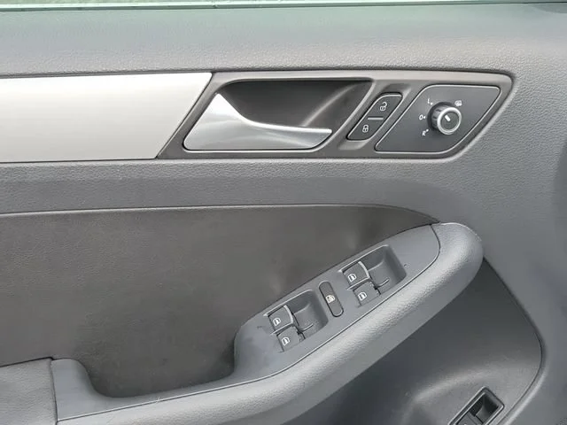 2014 Volkswagen Jetta SE - Photo 23