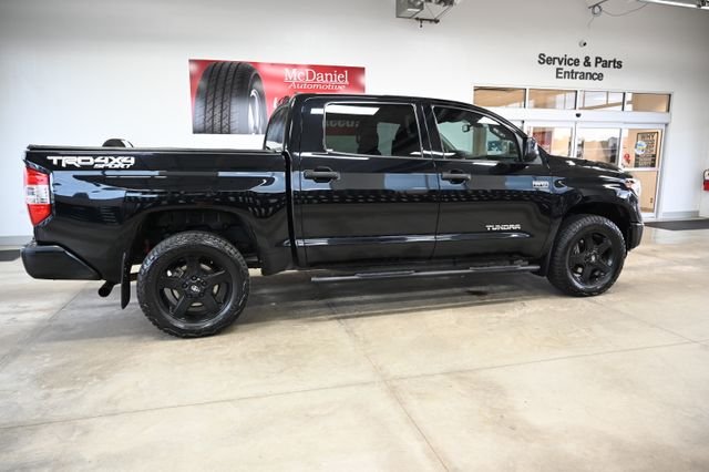 Used 2020 Black Toyota SR5 image 5