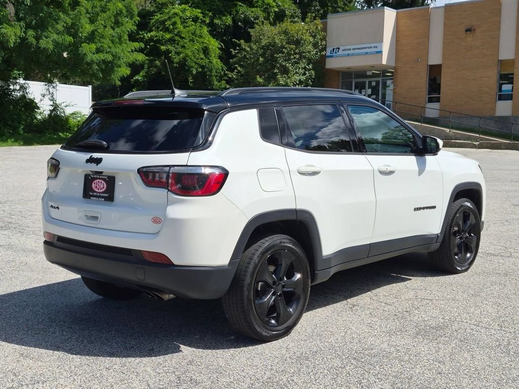 Used 2020 White Jeep Latitude image 3