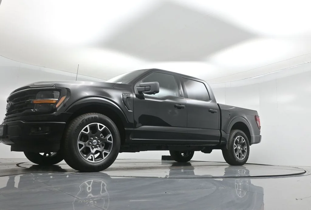 New 2024 Black Ford XLT image 41