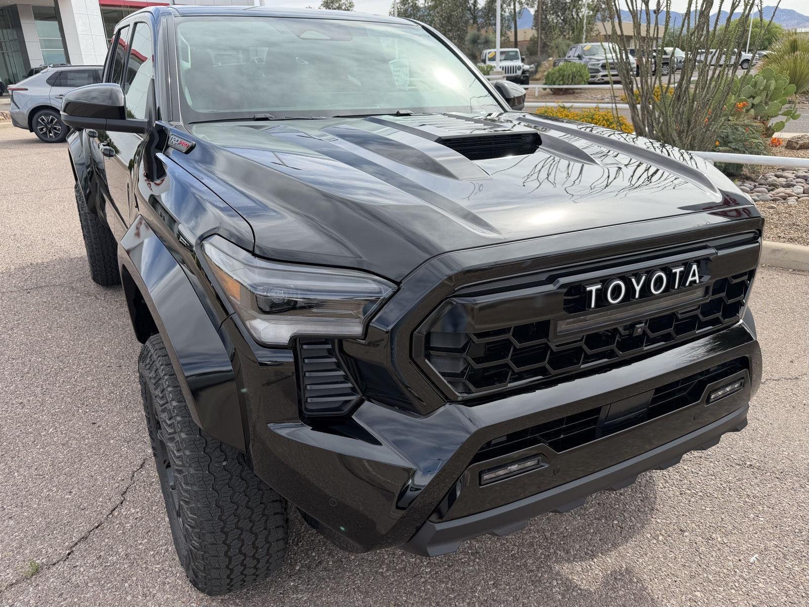 2026 Toyota Tacoma TRD Pro - Photo 9