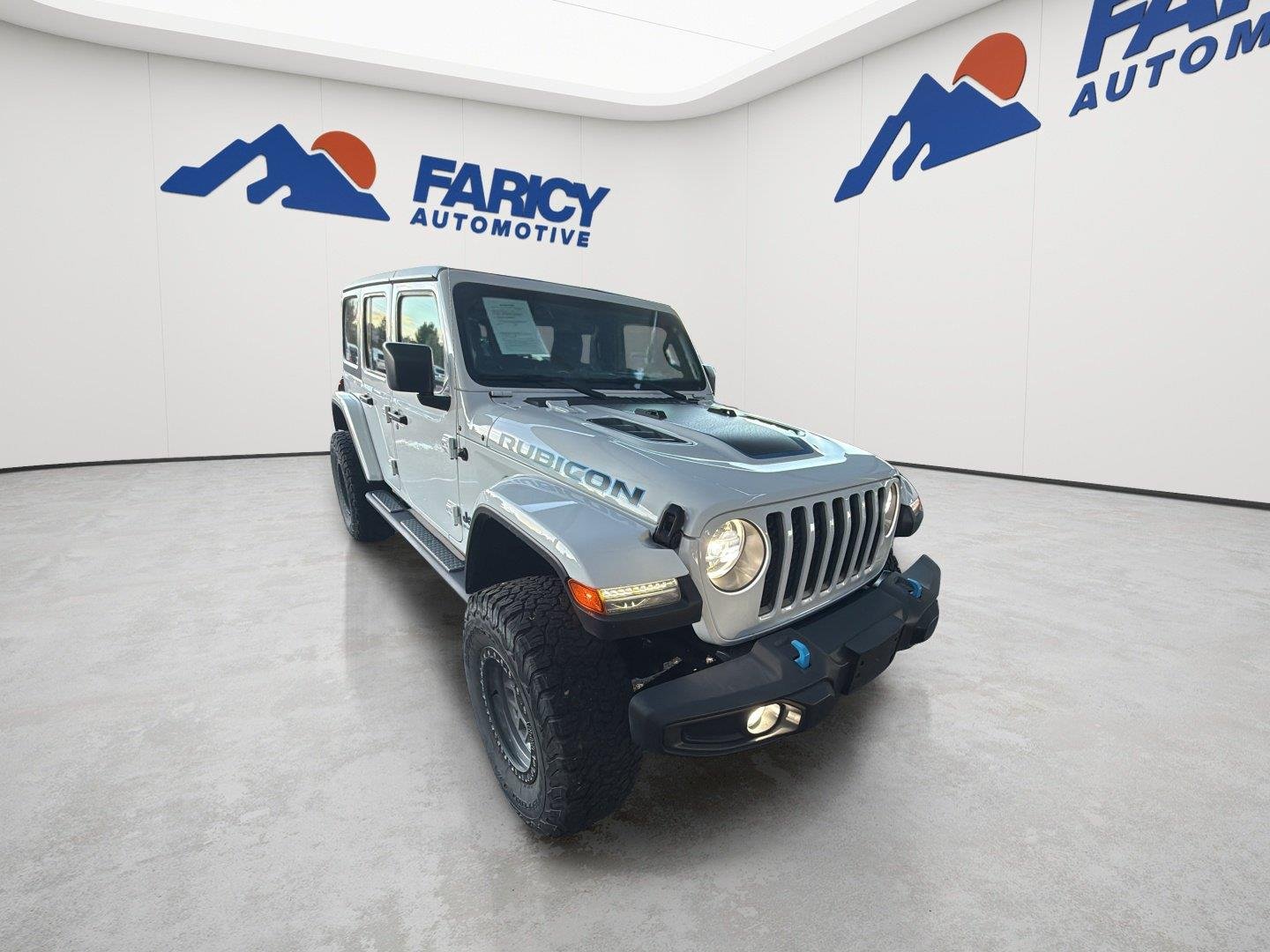 Used 2023 Bright White Clearcoat Jeep Rubicon image 5