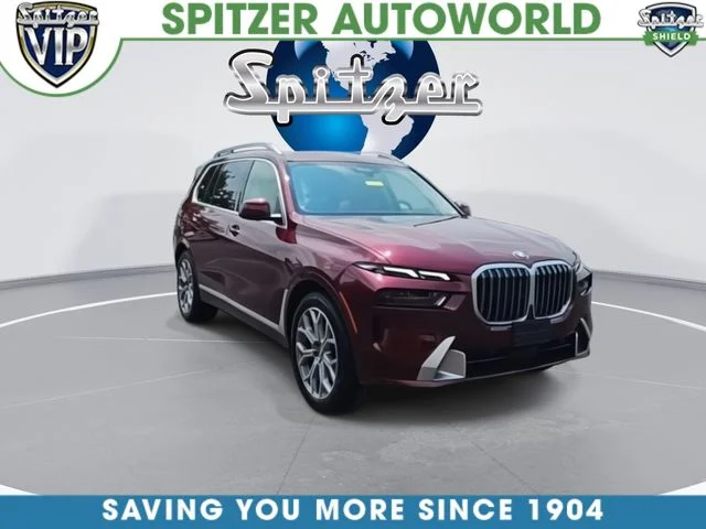 Used 2025 Red BMW xDrive40i image 7