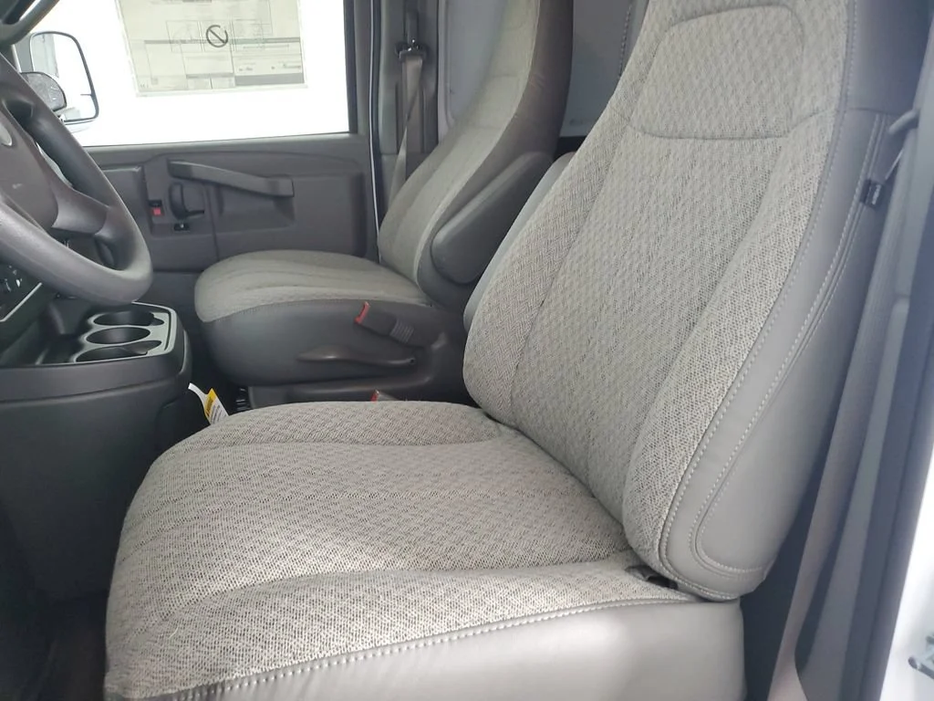 2025 Chevrolet Express Cargo Work Van - Photo 12