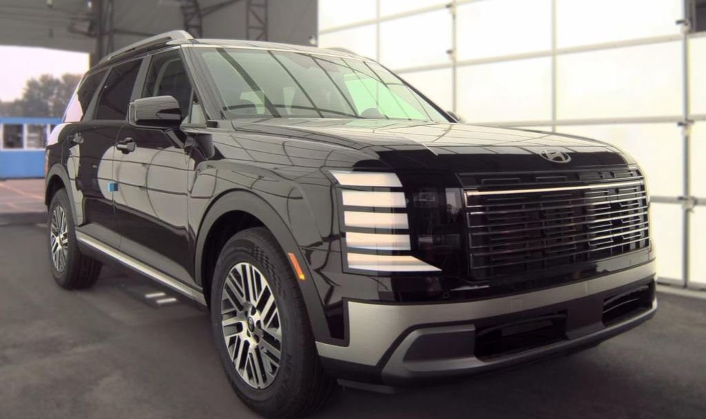 Used 2026 Hyundai Palisade SEL Premium with VIN KM8RHES22TU055540 for sale in Kansas City