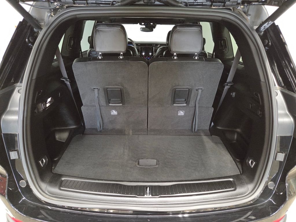Used 2023 Black Jeep Altitude image 21