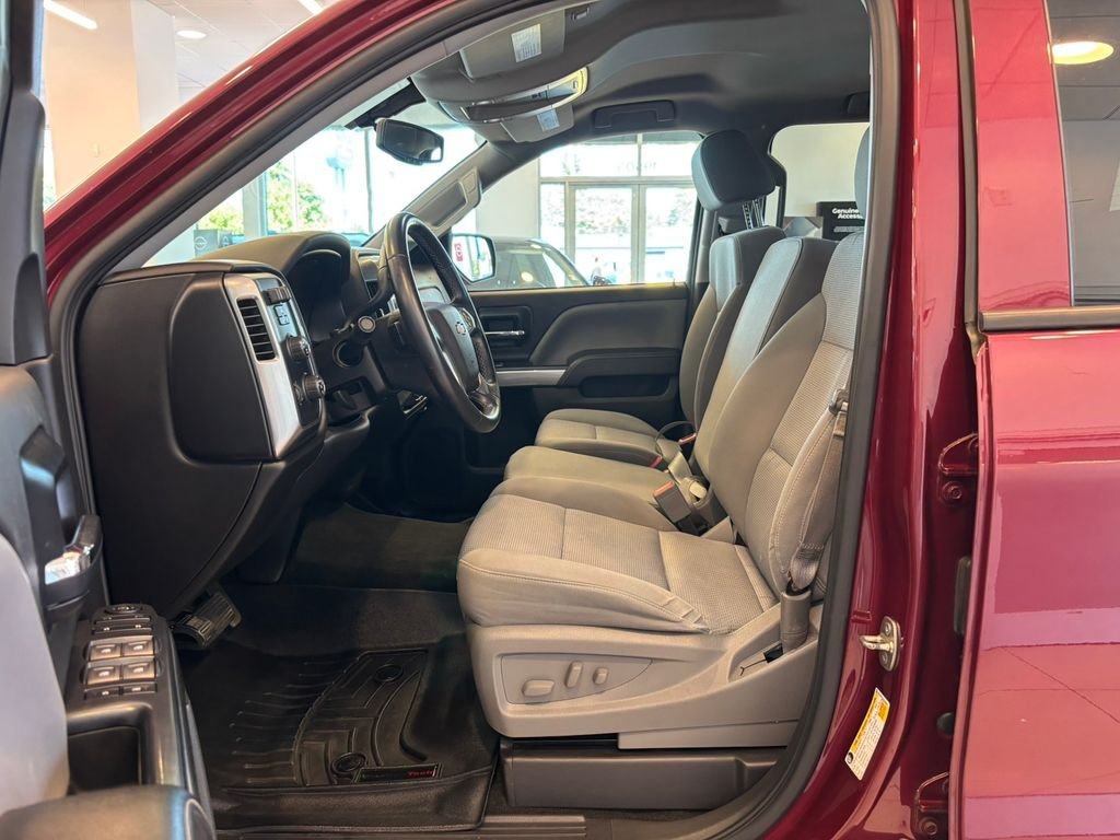 Used 2014 Red Chevrolet LT image 13