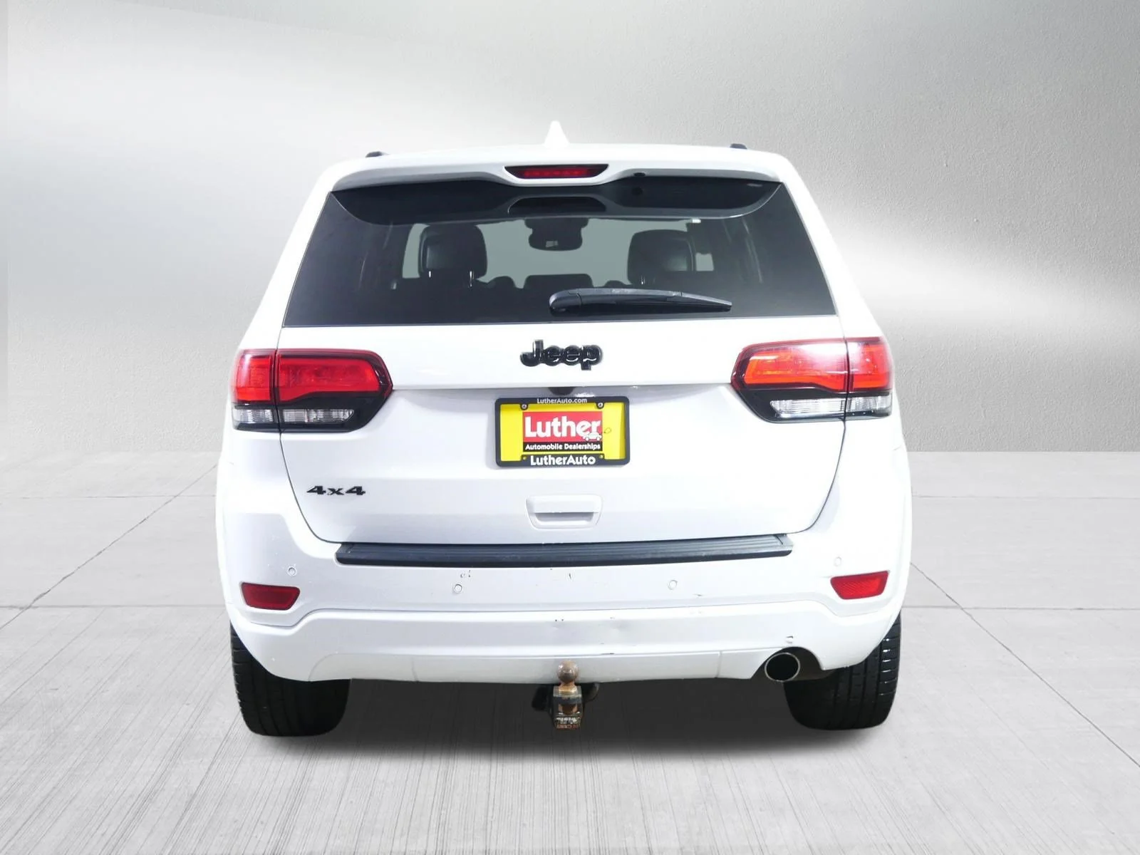 Used 2020 Bright White Clearcoat Jeep Altitude image 6