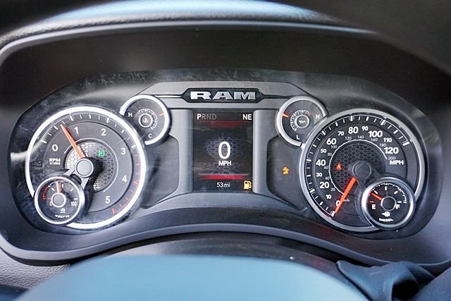 New 2026 Granite Crystal Metallic Clear-Coat Exterior Paint RAM Tradesman image 38