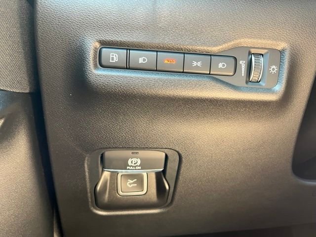 New 2026 Bright White Clearcoat Jeep Laredo image 35