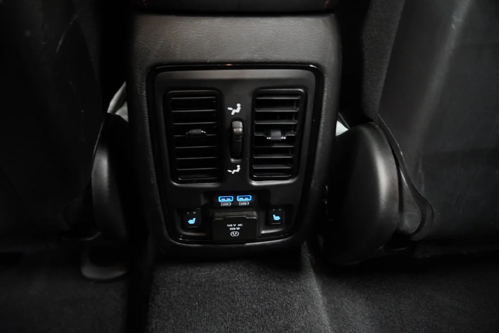 Used 2023 Gray Dodge Citadel image 26