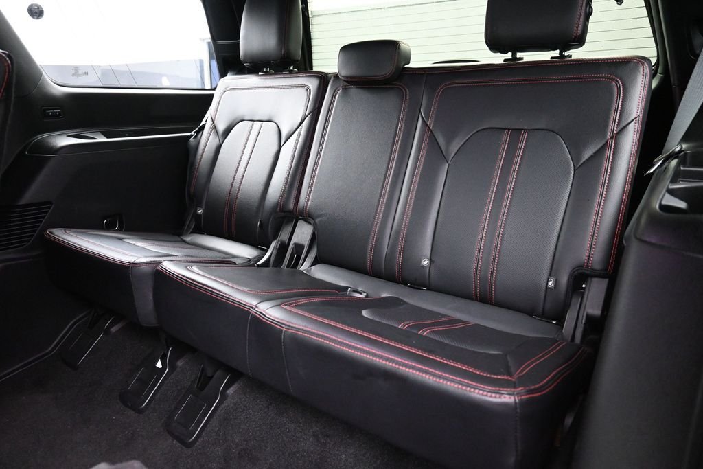 Used 2019 Gray Ford Limited image 10