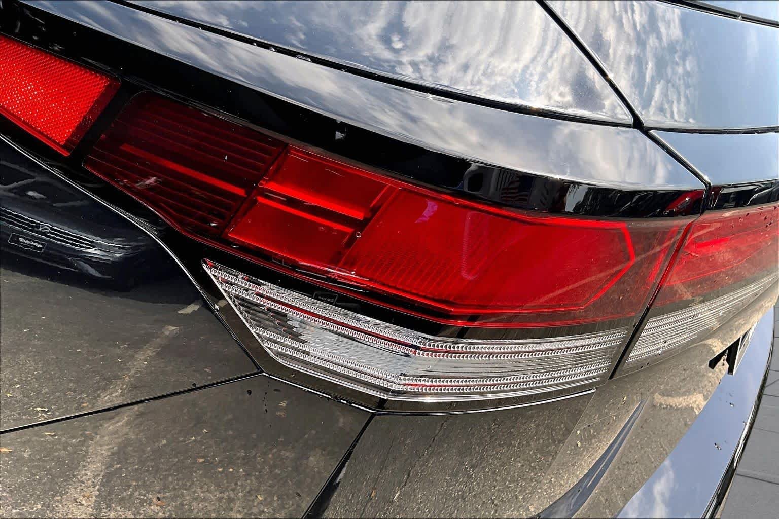 New 2026 Deep Black Pear Volkswagen 2.0T SE R-Line Black image 14