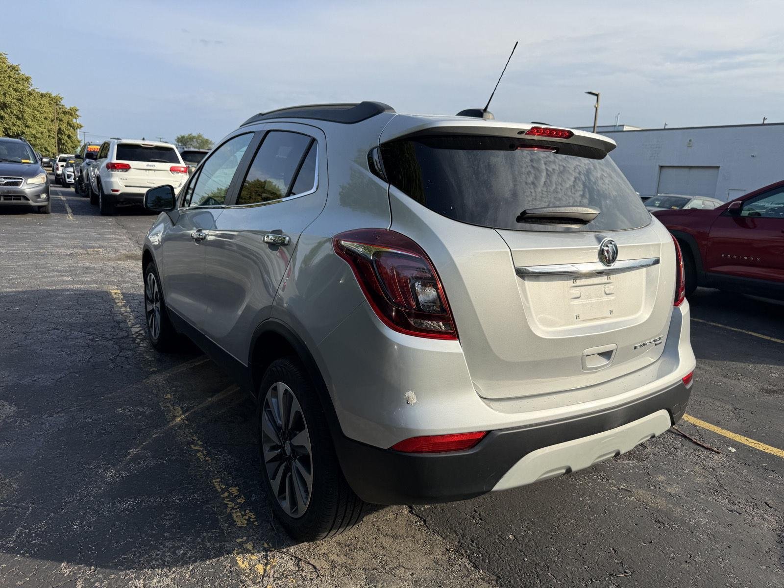 Used 2022 Quicksilver Metallic Buick Preferred image 3