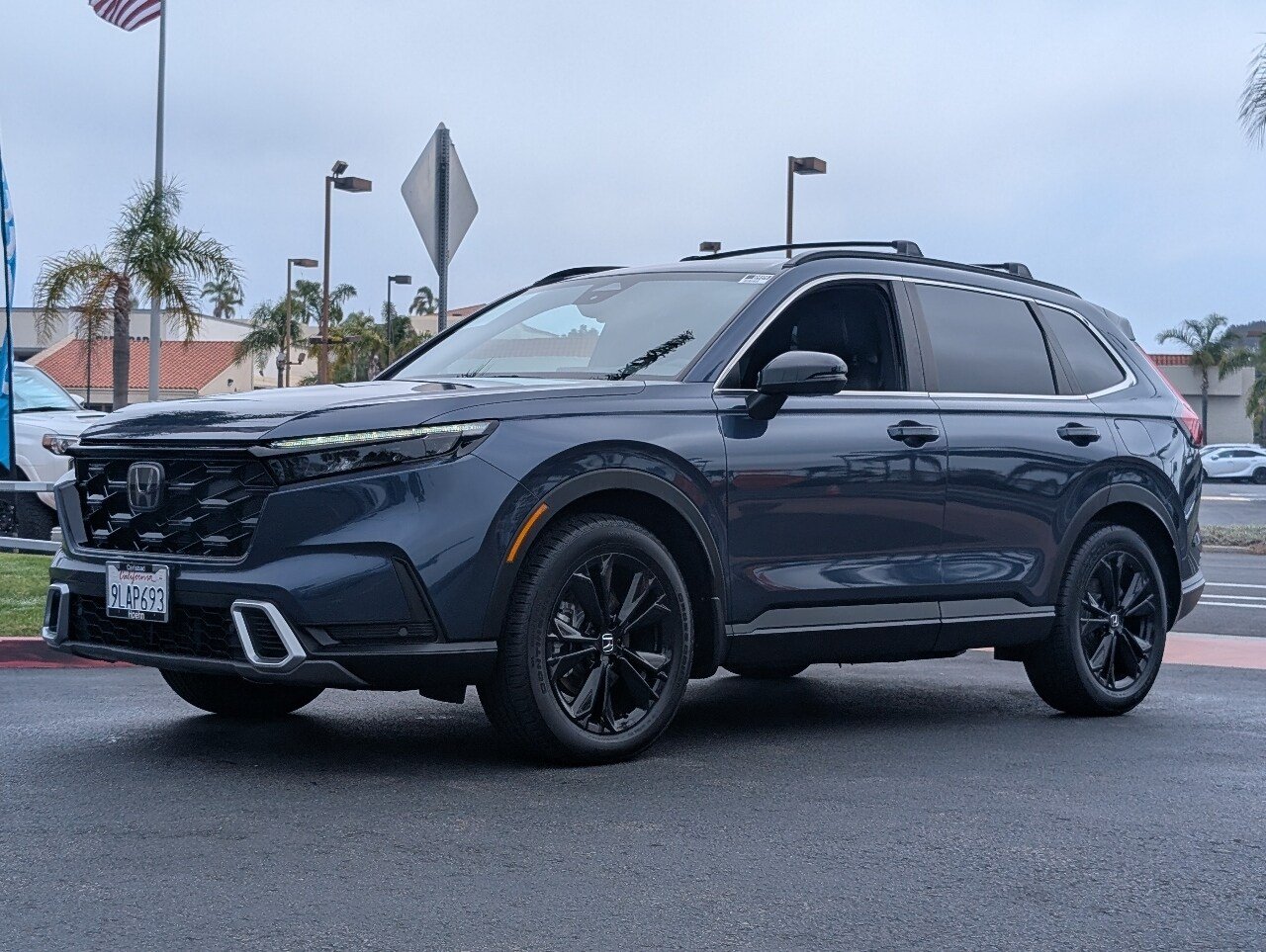 Used 2024 Canyon River Blue Metallic Honda Sport Touring image 4