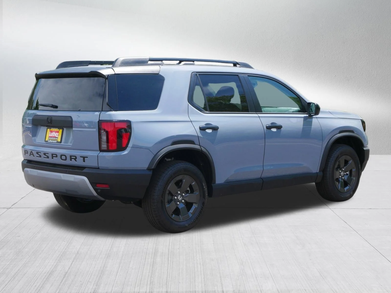 New 2026 Sonic Gray Pearl Honda RTL image 7