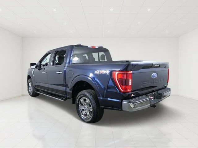 Certified Used 2021 Blue Ford XLT image 4