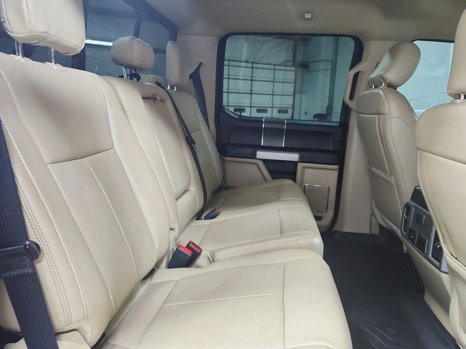 Used 2021 Red Ford Lariat image 40