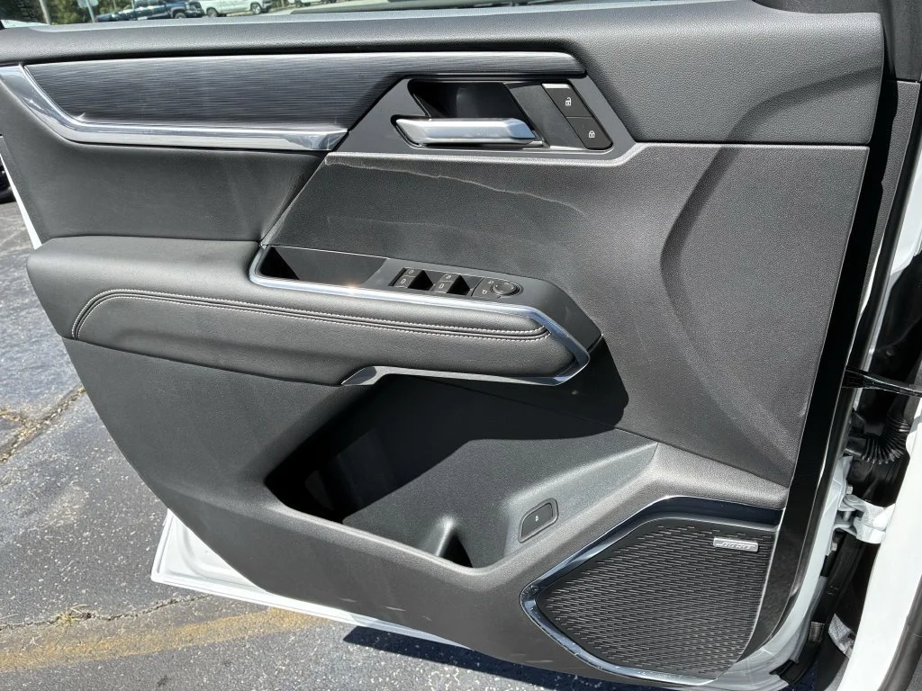 2027 GMC Acadia Elevation - Photo 11