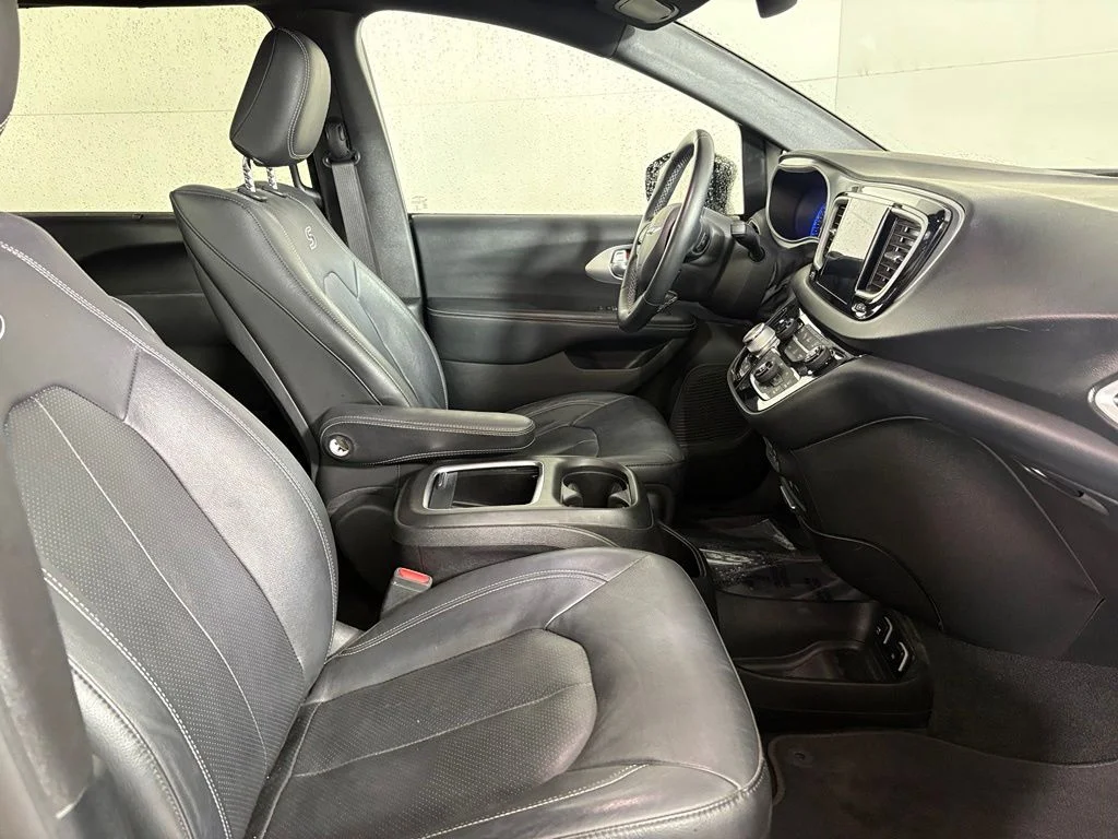 Used 2020 Black Chrysler Touring L Plus image 13