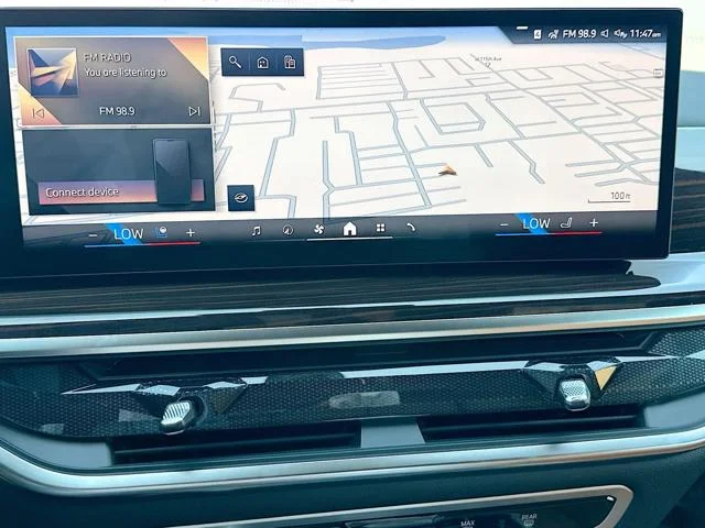 New 2027 Manhattan Green Metallic BMW xDrive40i image 35