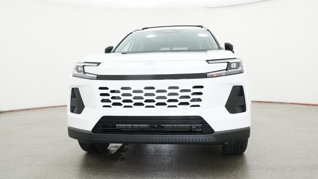 New 2026 Ice Cap Toyota XLE Premium image 15