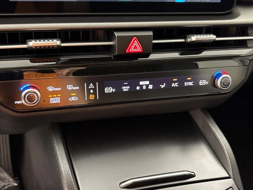 New 2027 Heritage Blue Kia S image 37