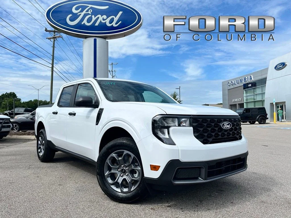New 2026 White Ford XLT image 1