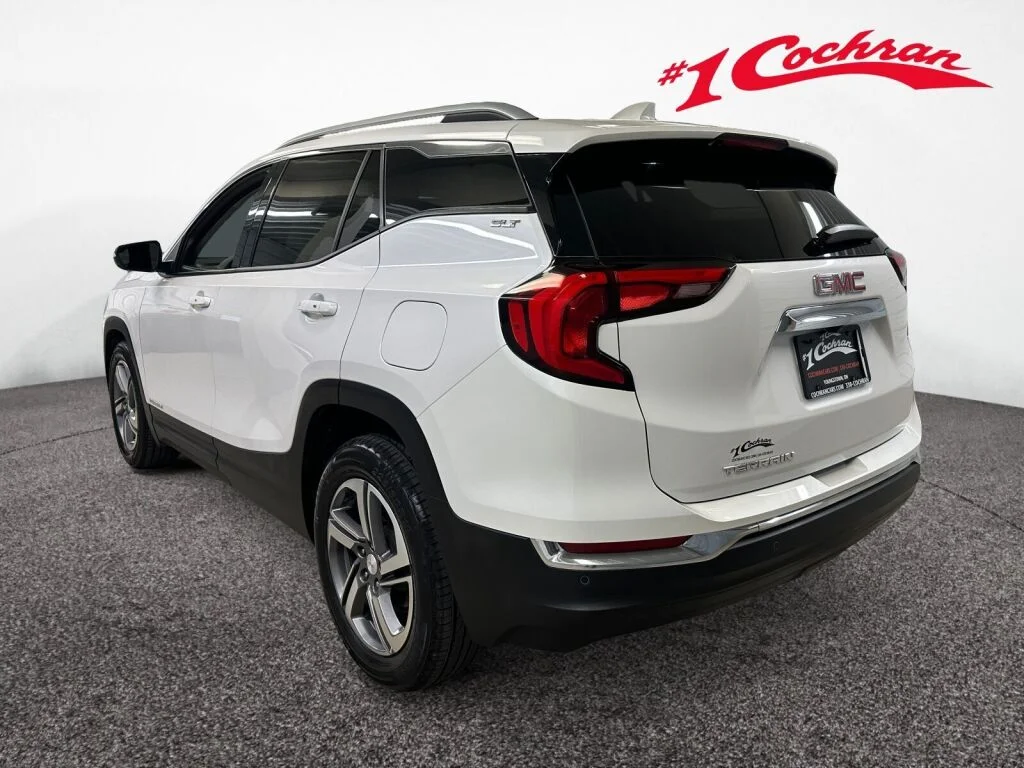 Used 2021 WHITE FROST TRICOAT GMC SLT image 22