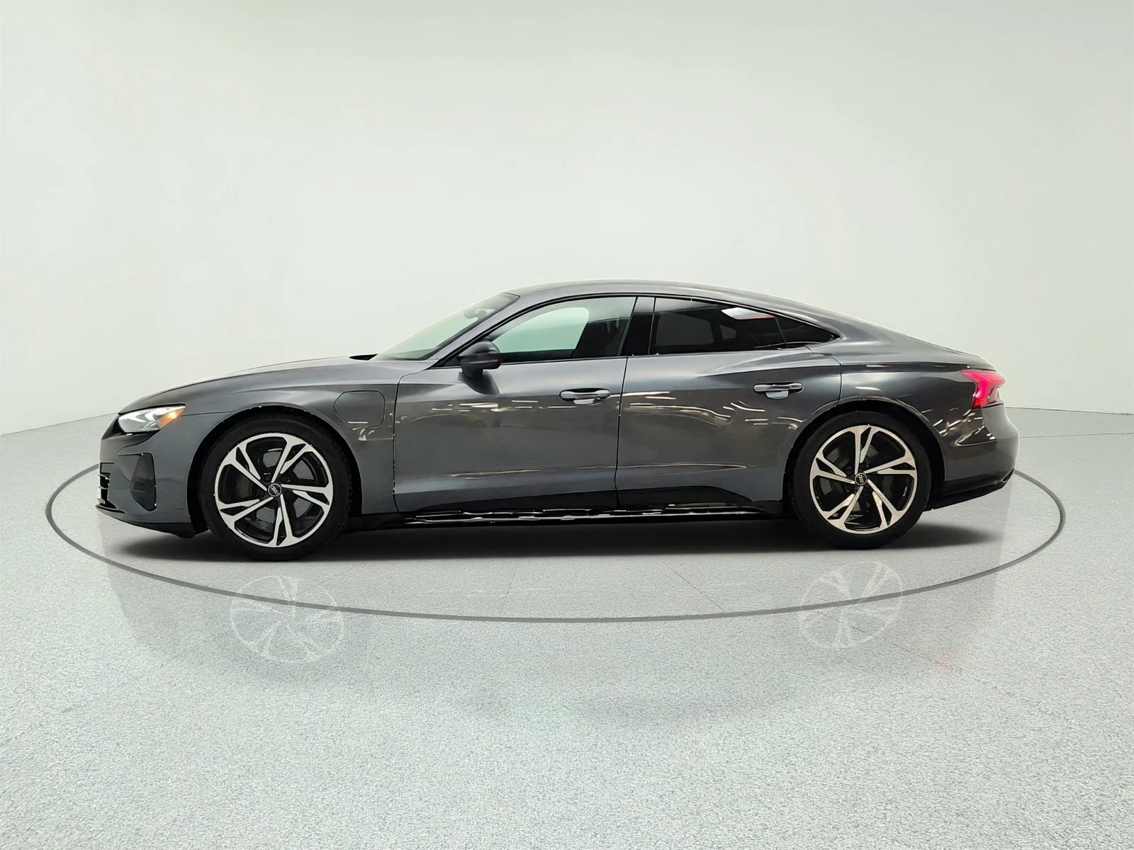 Used 2023 Daytona Gray Pearl Effect Audi Premium Plus image 8