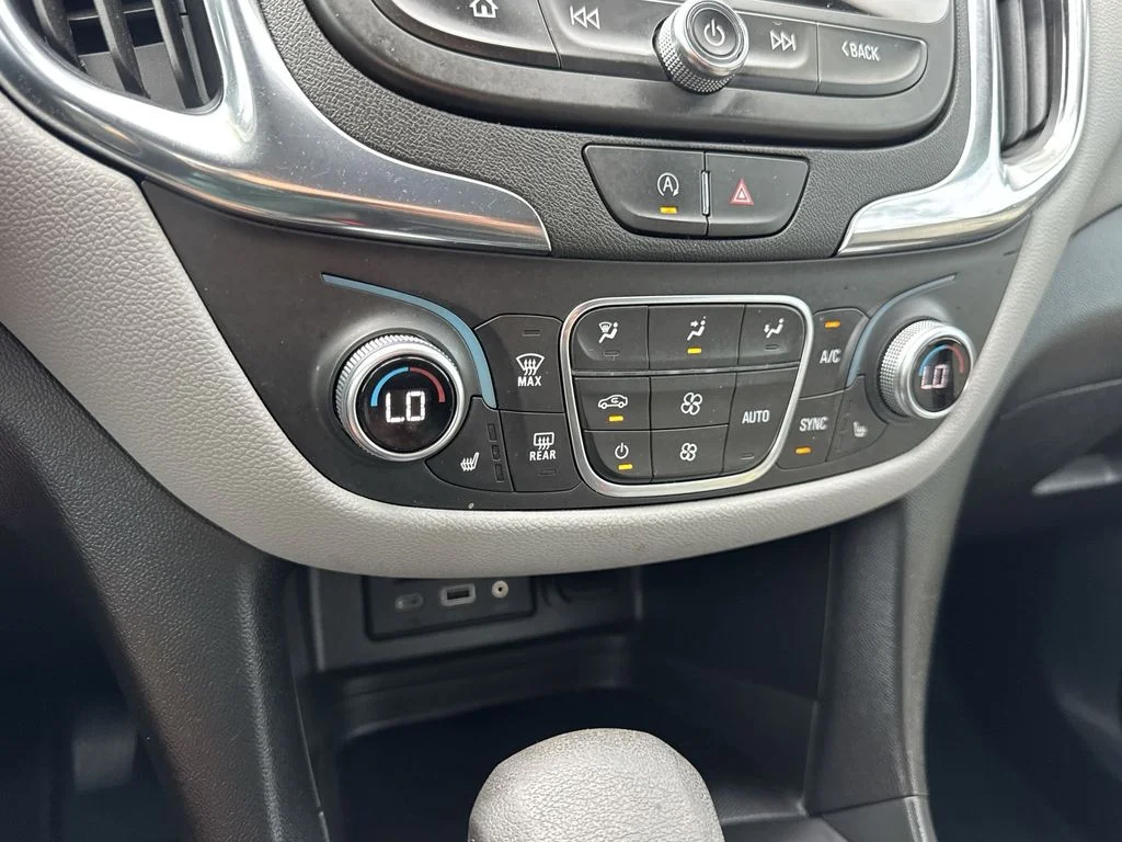 Used 2023 Gray Chevrolet LT image 18
