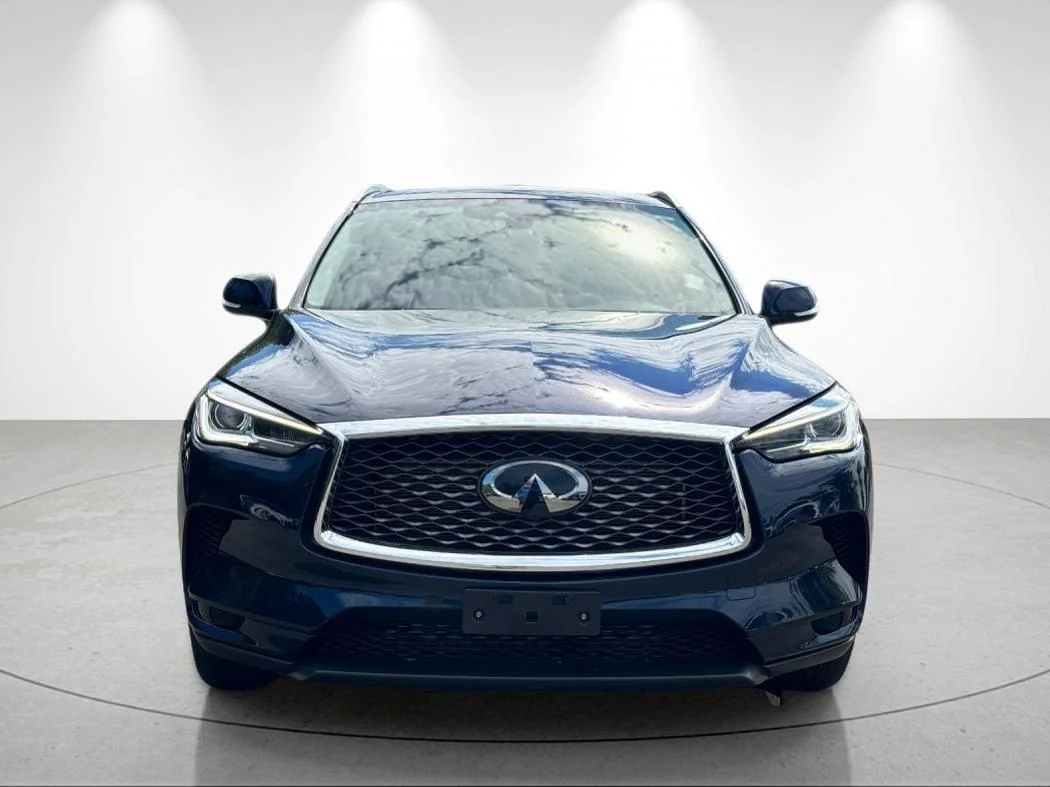 Certified Used 2023 Hermosa Blue INFINITI LUXE image 8