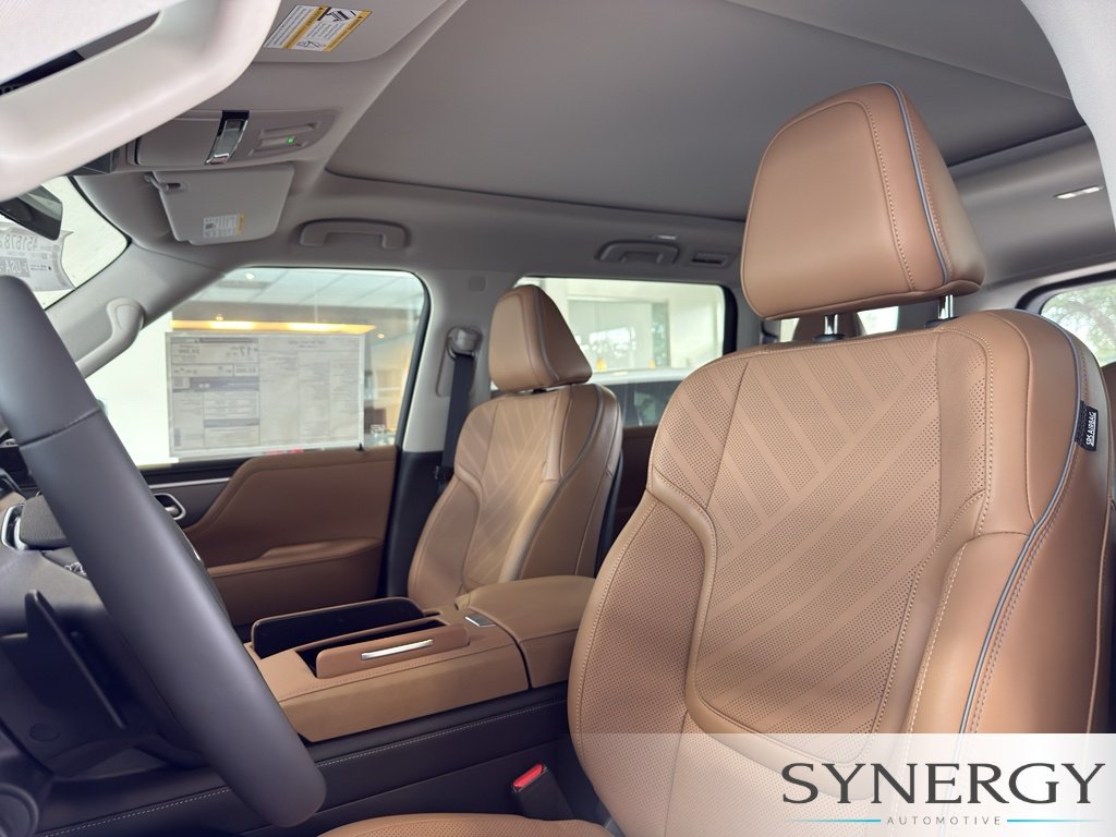 New 2027 Radiant White INFINITI LUXE image 26