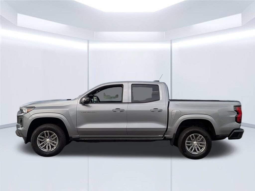 2026 Chevrolet Colorado LT - Photo 2