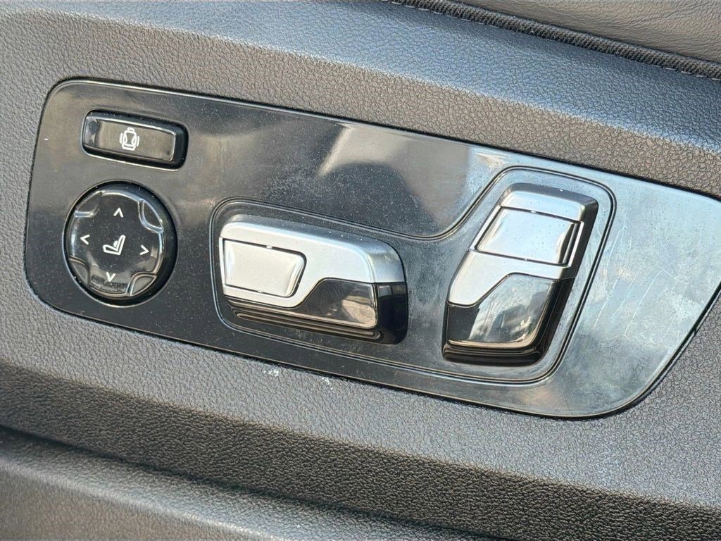 2023 BMW X7 40i - Photo 25