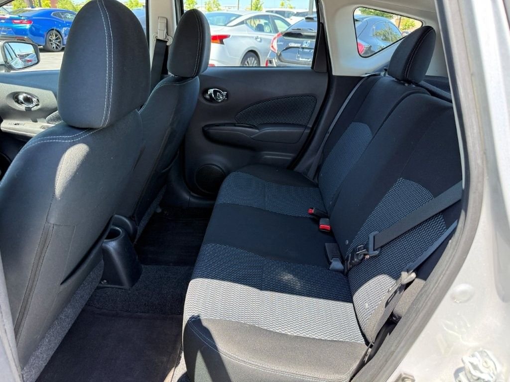 Used 2015 Silver Nissan SV image 15