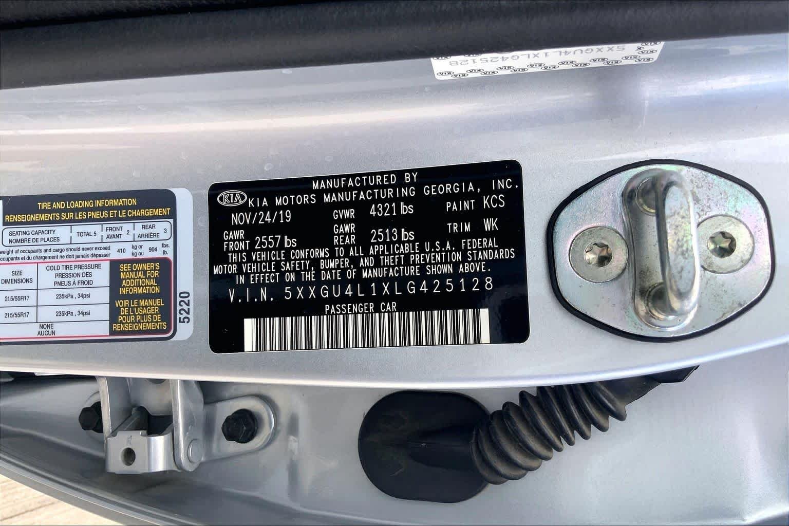Used 2020 Sparkling Silver Kia EX Premium image 31