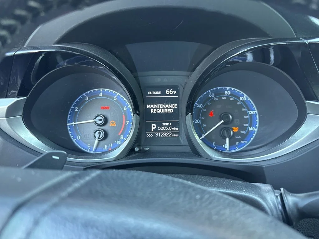 2014 Toyota Corolla's photo