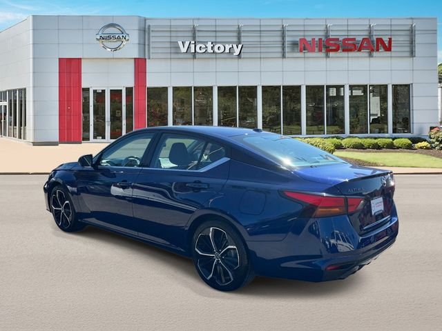 Used 2024 Blue Nissan 2.5 SR image 6