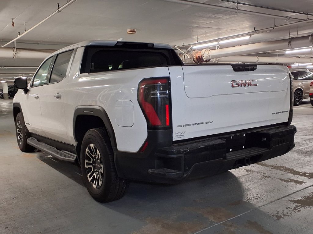 New 2026 Summit White GMC Elevation Extended Range image 10