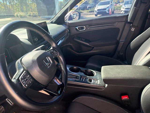 Used 2023  Honda Sport image 12