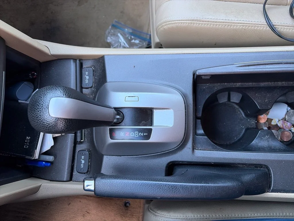 Used 2012 White Honda EX-L image 19